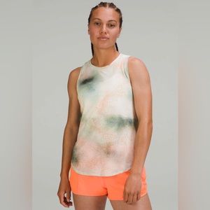 NWT LULULEMON - High Neck Run and Train Tank - Size 12